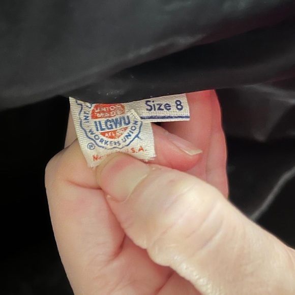 SOLD- Classic Vintage Union Made Gray Wool Ling Coat - Fall Autumn Winter - Picture 7 of 7